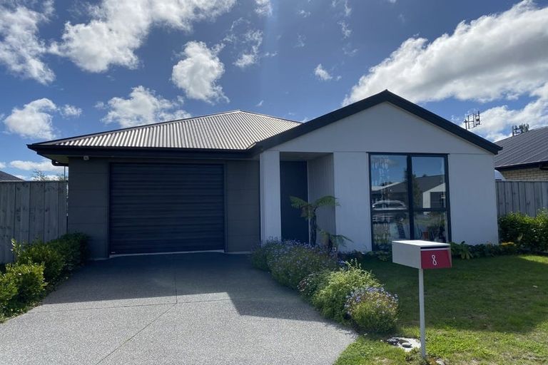 Photo of property in 8 Sholto Duncan Crescent, Halswell, Christchurch, 8025