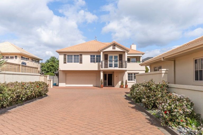 Photo of property in 86 Muricata Avenue, Mount Maunganui, 3116
