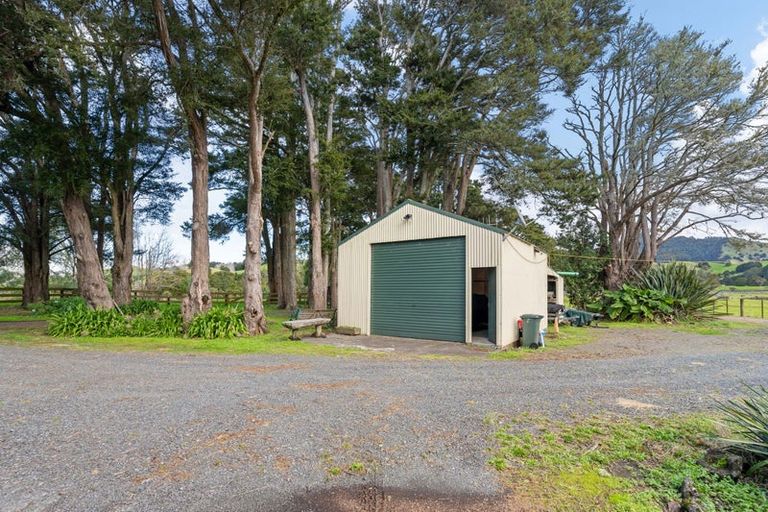 Photo of property in 238 Tauraroa Road, Maungakaramea, Whangarei, 0178