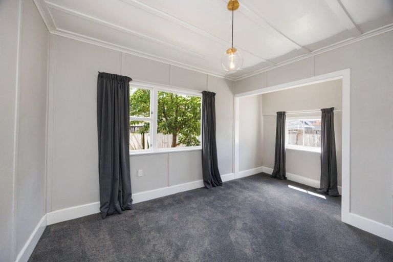Photo of property in 421 Ruahine Street, Terrace End, Palmerston North, 4410