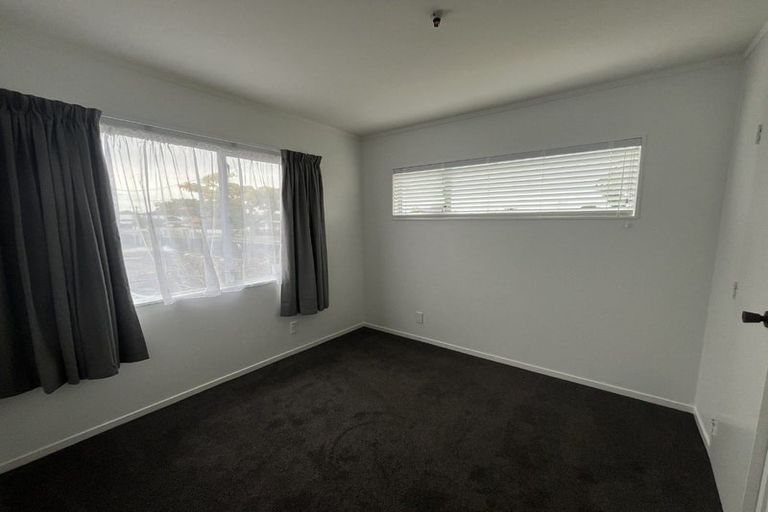Photo of property in 19a Bunnythorpe Road, Papakura, 2110