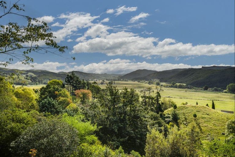 Photo of property in 74 Kaimata Road, Bay View, Napier, 4182
