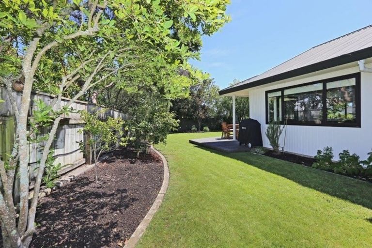 Photo of property in 5 Woodlands Drive, Havelock North, 4130