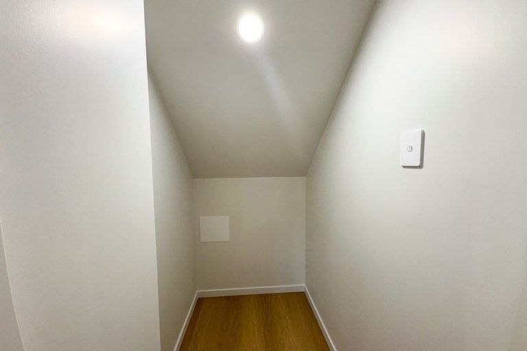 Photo of property in 8/6 James Street, Bayview, Auckland, 0629