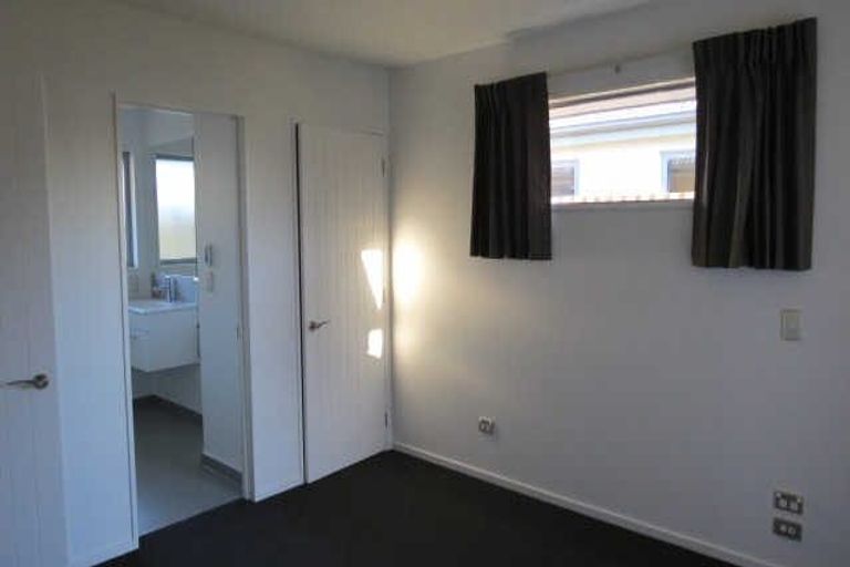 Photo of property in 5 Nancorne Lane, Halswell, Christchurch, 8025