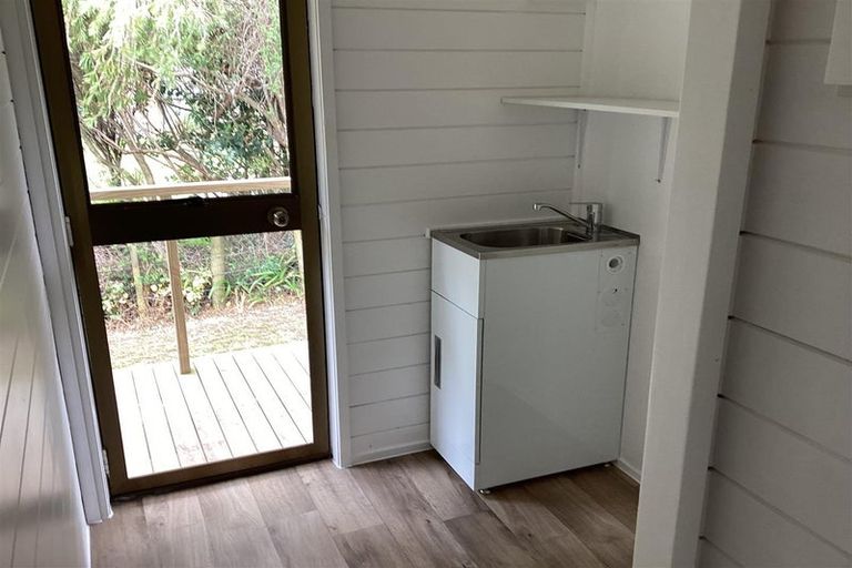 Photo of property in 1469 Clevedon Kawakawa Road, Kawakawa Bay, Papakura, 2585