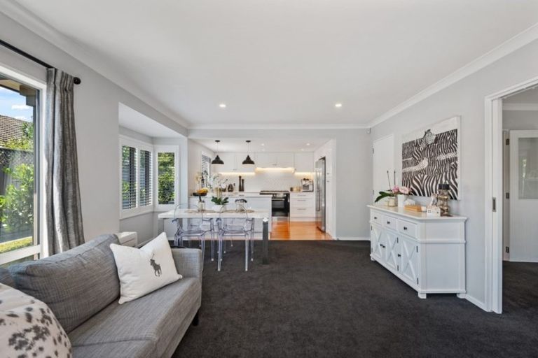 Photo of property in 36 Taylors Avenue, Bryndwr, Christchurch, 8052