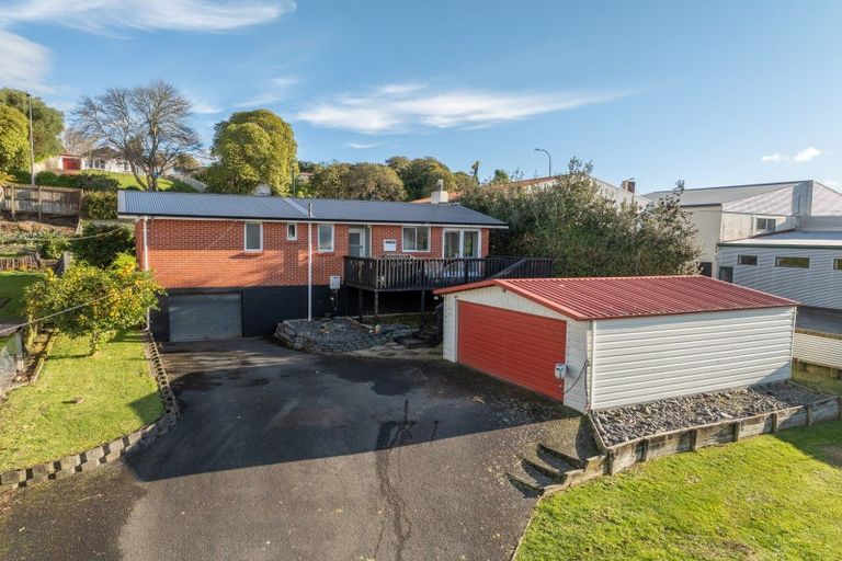 Photo of property in 1 Bear Street, Tirau, 3410