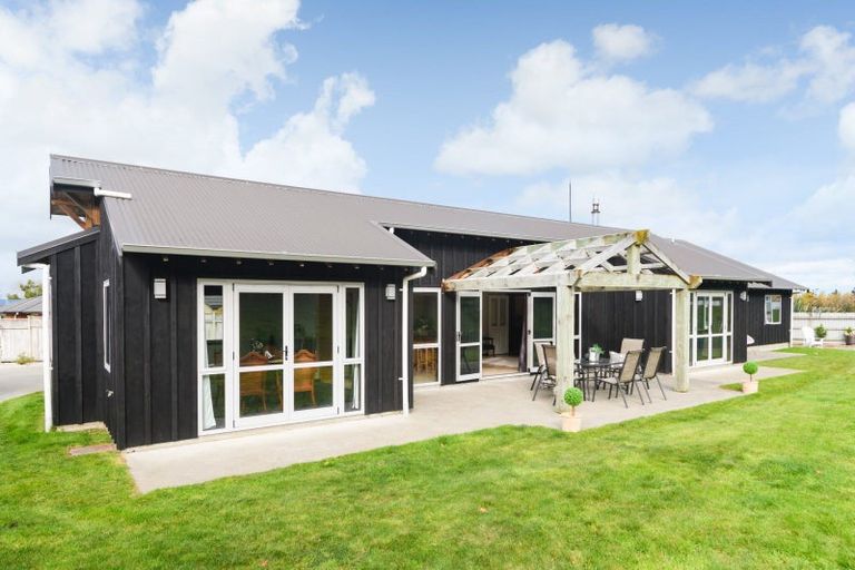 Photo of property in 38 Ursula Drive, Feilding, 4702