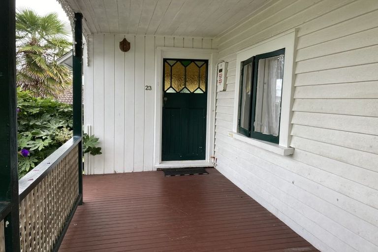 Photo of property in 23 Mcinnes Road, Weymouth, Auckland, 2103