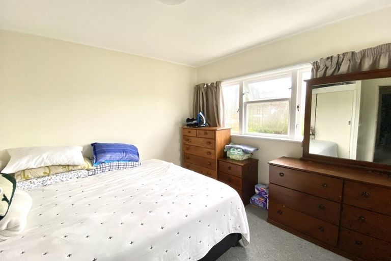 Photo of property in 95 Farmer Crescent, Taita, Lower Hutt, 5011