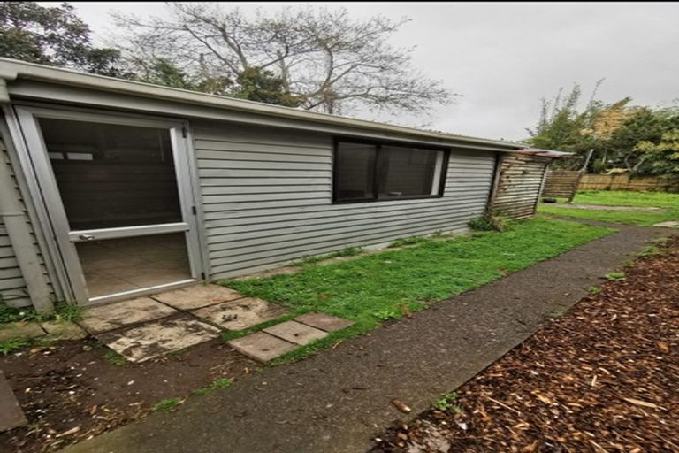 Photo of property in 7 Poinsettia Place, Henderson, Auckland, 0610