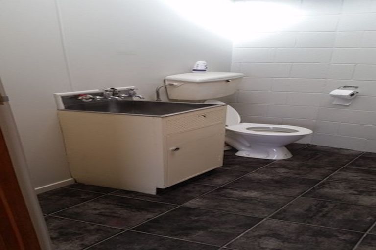 Photo of property in 209 King Street South, Hastings, 4122