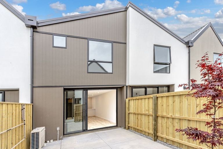 Photo of property in 19/6 Skibbereen Drive, Halswell, Christchurch, 8025