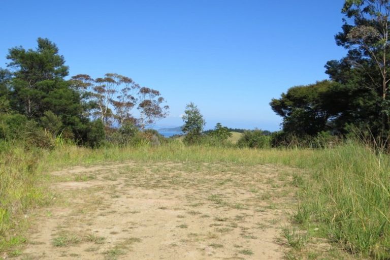 Photo of property in 1090 Driving Creek Road, Coromandel, 3583