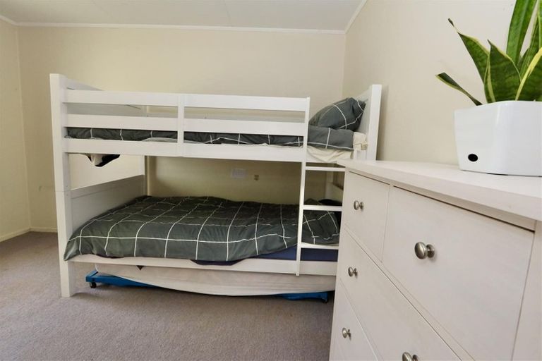 Photo of property in 14 Luke Place, Fairy Springs, Rotorua, 3015