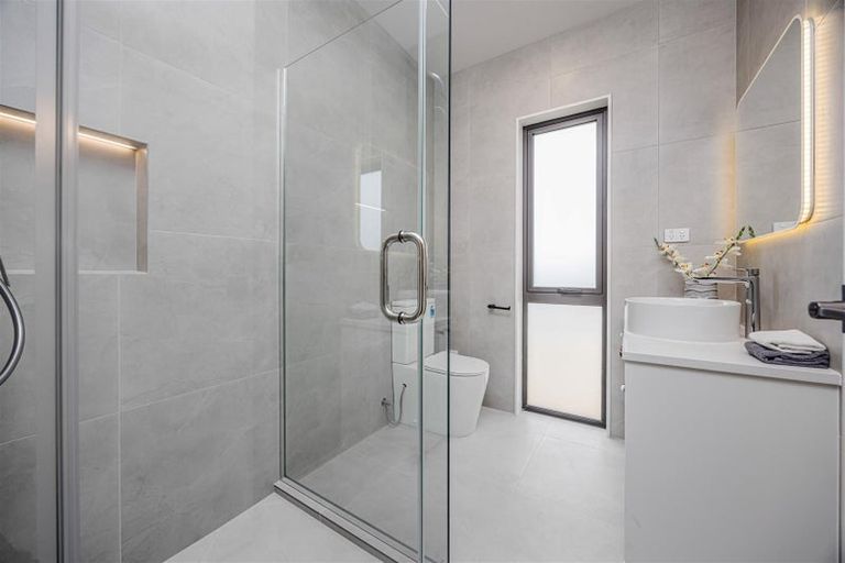Photo of property in 8 Arahi Road, Clevedon, 2582