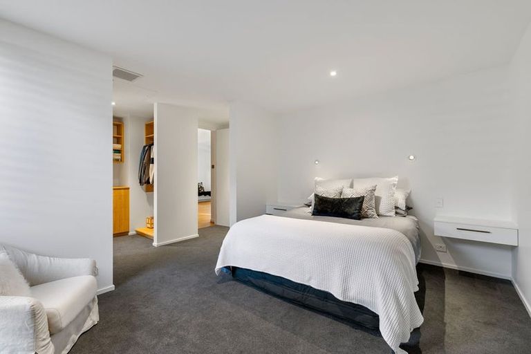 Photo of property in 27 Idris Road, Fendalton, Christchurch, 8052