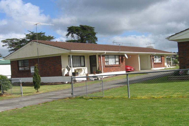 Photo of property in 18 Doctors Hill Road, Maungaturoto, 0520