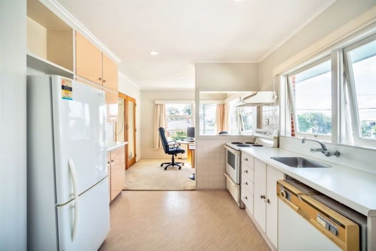 Photo of property in 28 Richmond Avenue, Northcote Point, Auckland, 0627