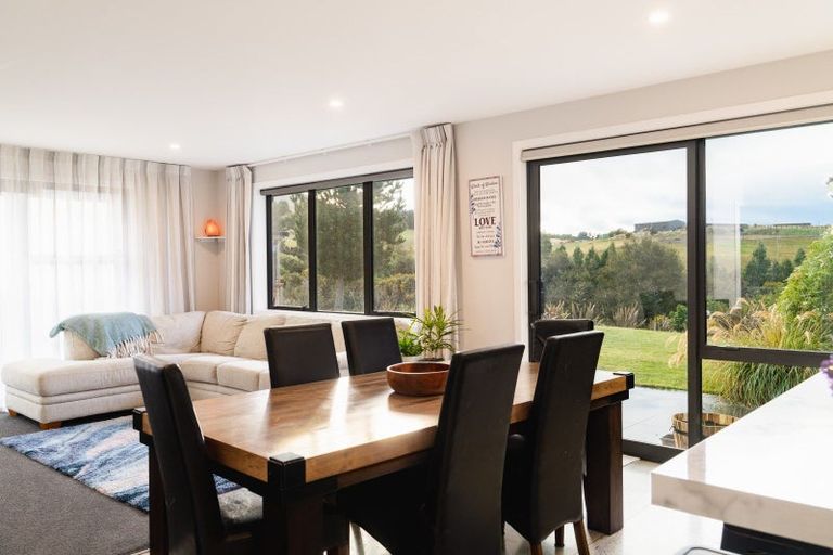 Photo of property in 32 Kayforce Road, Ocean View, Dunedin, 9035