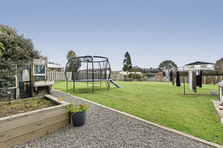 Photo of property in 8 Newbury Place, Waitara, 4320