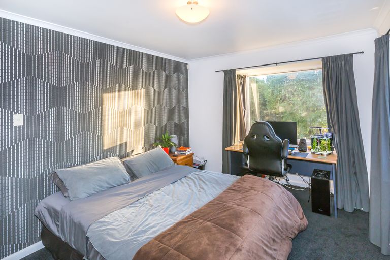 Photo of property in 15 Dunster Street, Burnside, Christchurch, 8053