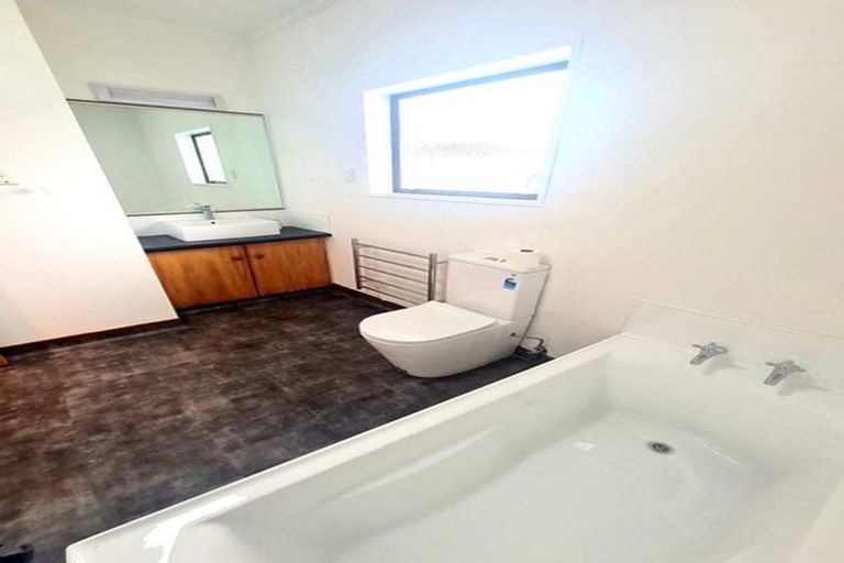 Photo of property in 2/623 Frederick Street, Mahora, Hastings, 4120