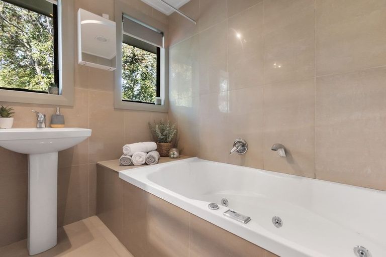 Photo of property in 56 Aronui Road, Bridge Hill, Alexandra, 9320