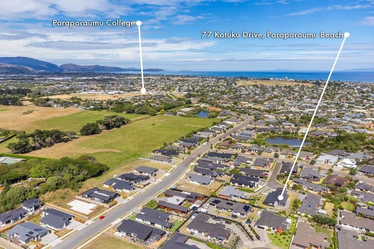 Photo of property in 77 Kotuku Drive, Paraparaumu Beach, Paraparaumu, 5032