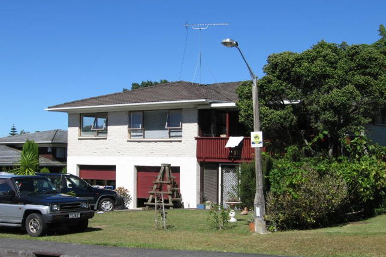 Photo of property in 41 Nui Mana Place, Te Atatu South, Auckland, 0610