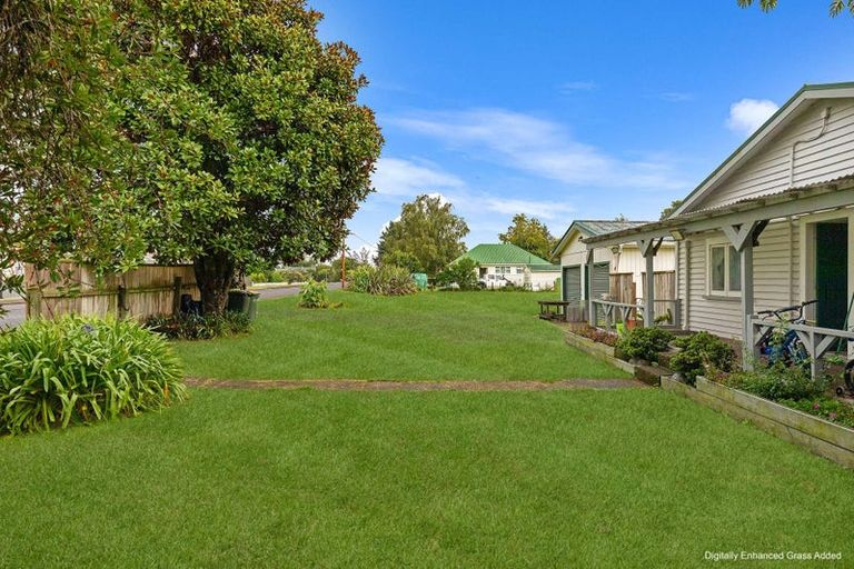 Photo of property in 13 Tawa Street, Edgecumbe, 3120