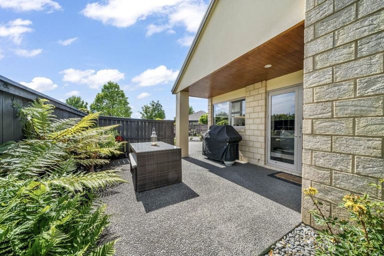 Photo of property in 6 Thornley Place, Woodend, 7610