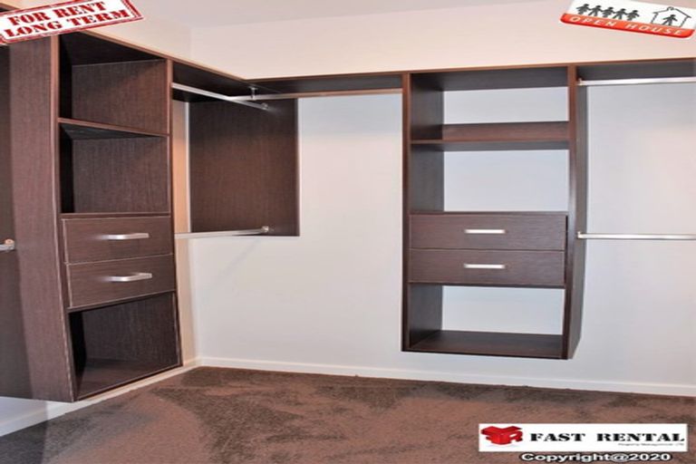 Photo of property in 52 Corricvale Way, Northcross, Auckland, 0630