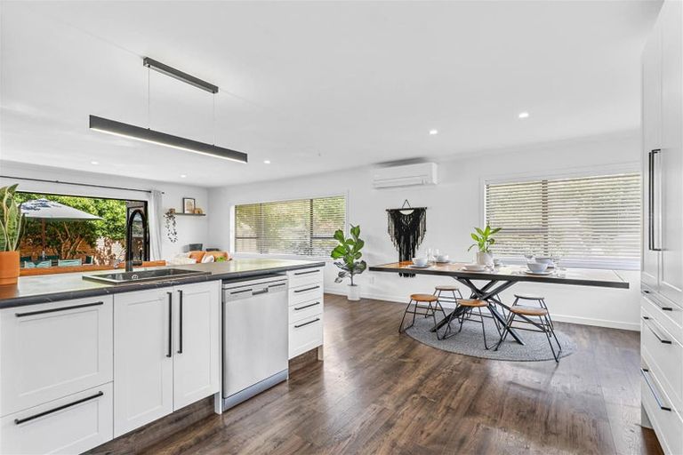 Photo of property in 49 Icarus Place, Sunnybrook, Rotorua, 3015