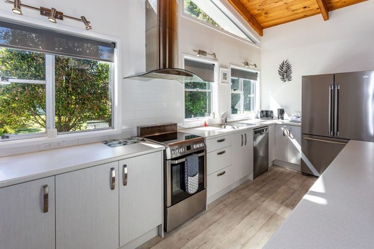 Photo of property in 115 Rangi Avenue, Whangamata, 3620