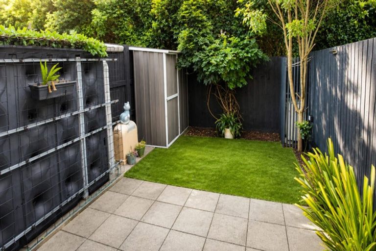 Photo of property in 36 Wharara Lane, Massey, Auckland, 0614