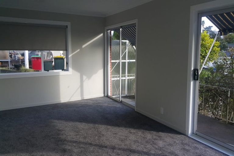 Photo of property in 1/15 Kayeleen Place, Cockle Bay, Auckland, 2014