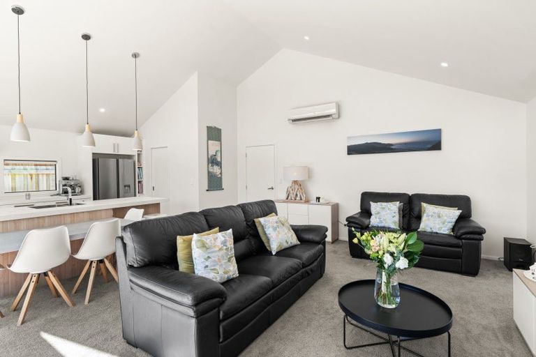 Photo of property in 8 Boundary Road, Kinmont Park, Mosgiel, 9024