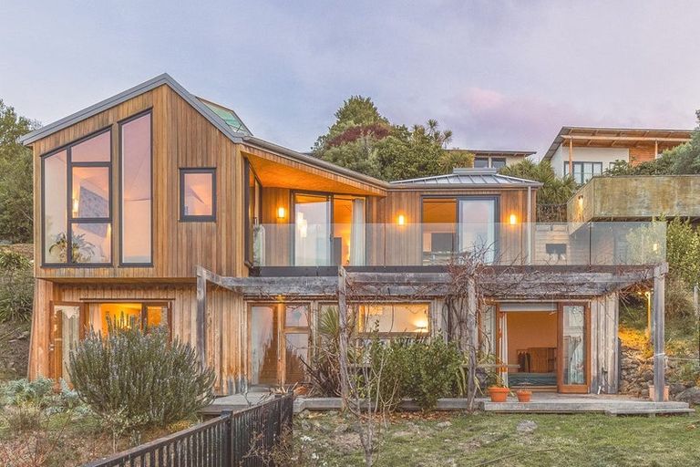 Photo of property in 155 Richmond Hill Road, Richmond Hill, Christchurch, 8081