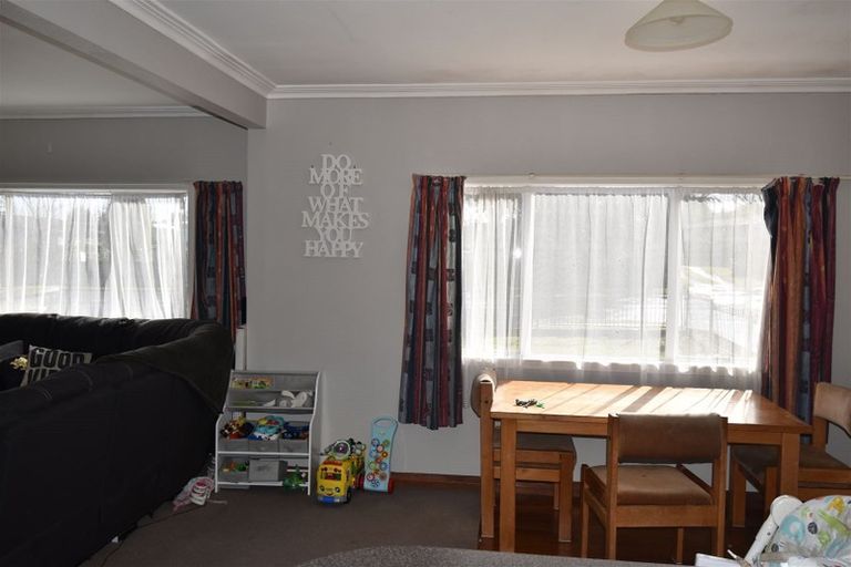 Photo of property in 28 Coronation Road, Morrinsville, 3300