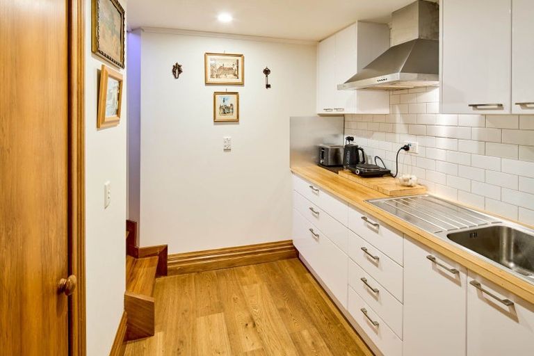 Photo of property in 28 Ascot Street, Thorndon, Wellington, 6011