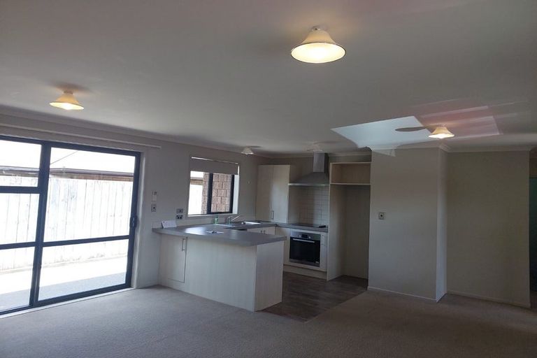 Photo of property in 3/108 Old Farm Road, Hamilton East, Hamilton, 3216