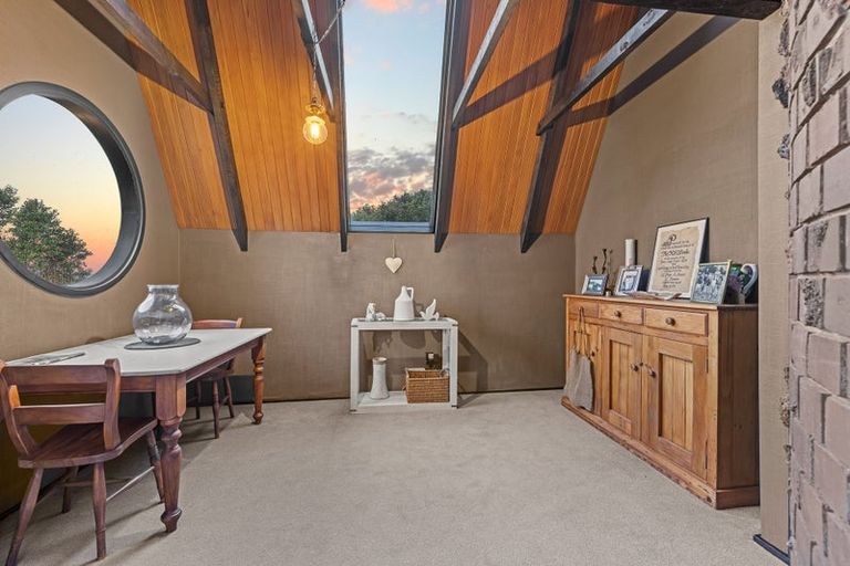 Photo of property in 8 Muritai Terrace, Mount Pleasant, Christchurch, 8081