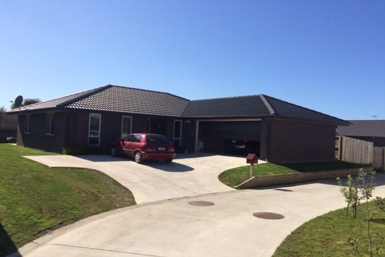 Photo of property in 28 Trauzer Place, Flagstaff, Hamilton, 3210