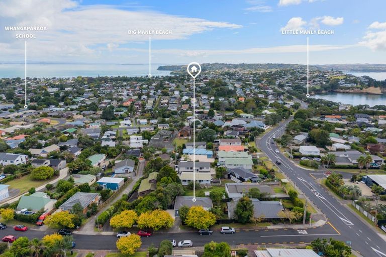Photo of property in 1 Rakino Avenue, Manly, Whangaparaoa, 0930