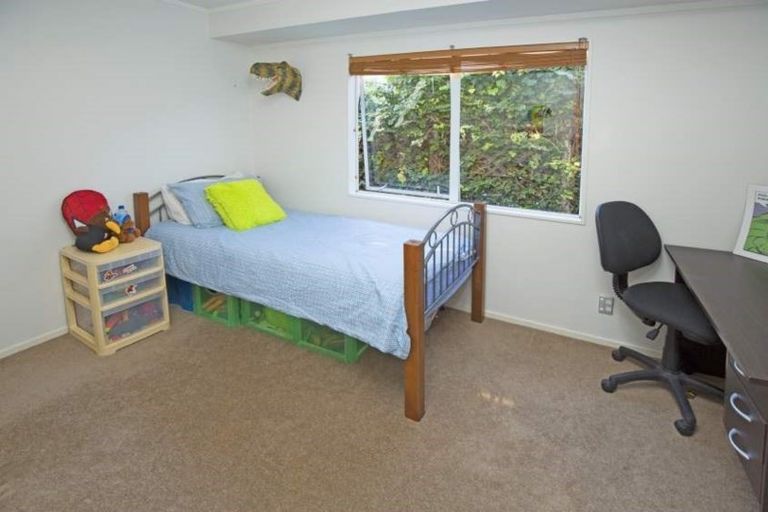 Photo of property in 1312 Whangaparaoa Road, Army Bay, Whangaparaoa, 0930
