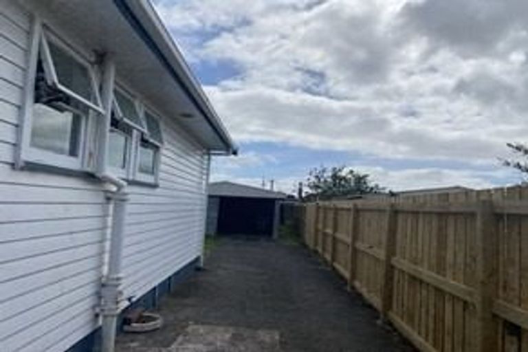 Photo of property in 66 Cargill Street, Papakura, 2110