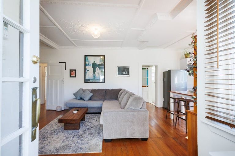 Photo of property in 3 Saint Johns Avenue, Palmerston North, 4414