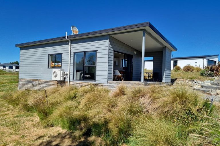 Photo of property in 24 Rodman Lane, Lake Tekapo, 7999